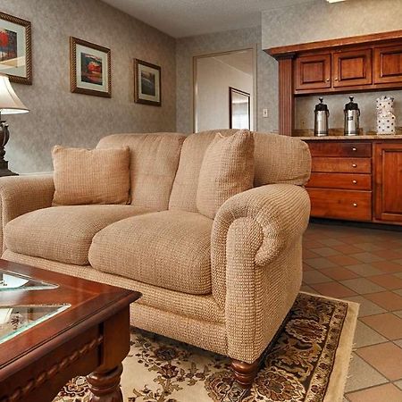 Bryson Inn 마운트 에어리 외부 사진