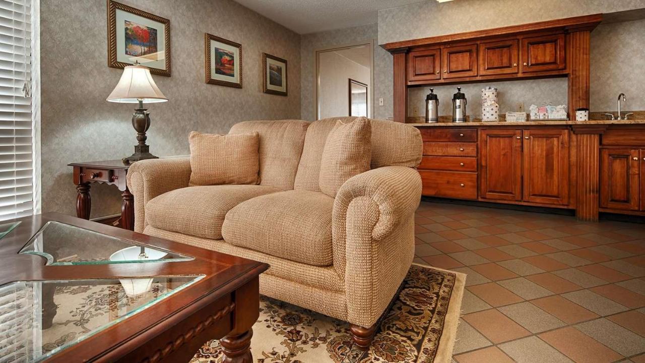 Bryson Inn 마운트 에어리 외부 사진